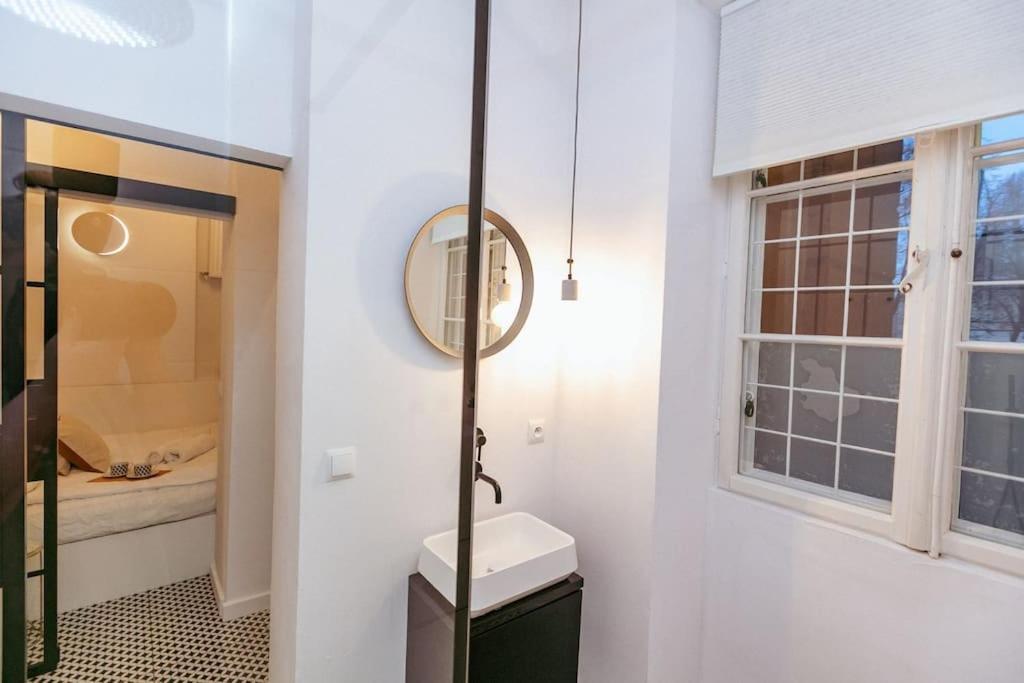 Charming Apartment Next To The Old Town! وارسو المظهر الخارجي الصورة