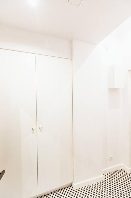 Charming Apartment Next To The Old Town! وارسو المظهر الخارجي الصورة