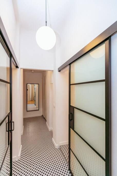 Charming Apartment Next To The Old Town! وارسو المظهر الخارجي الصورة