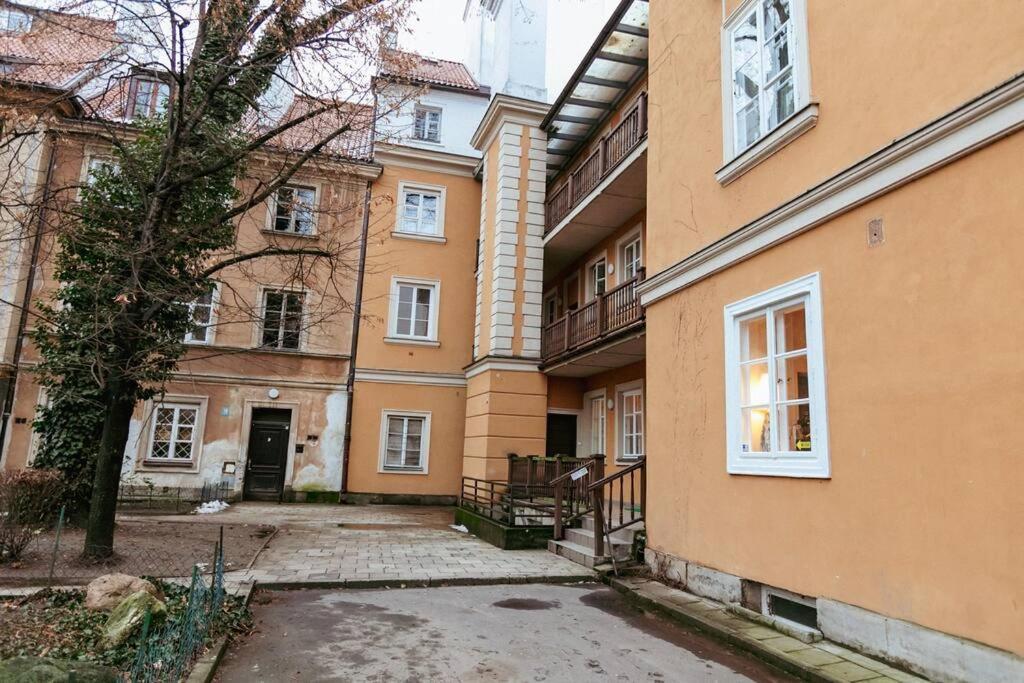 Charming Apartment Next To The Old Town! وارسو المظهر الخارجي الصورة