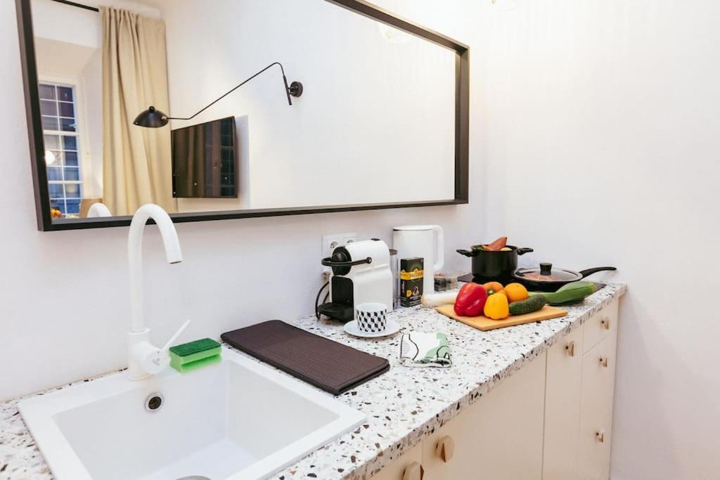 Charming Apartment Next To The Old Town! وارسو المظهر الخارجي الصورة