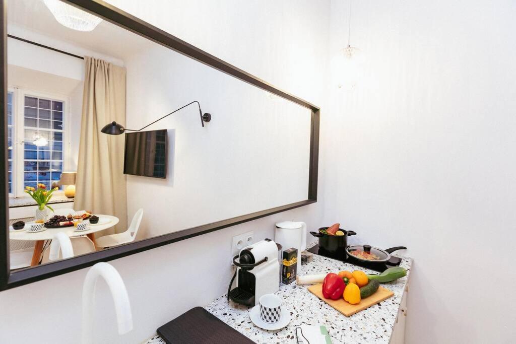 Charming Apartment Next To The Old Town! وارسو المظهر الخارجي الصورة
